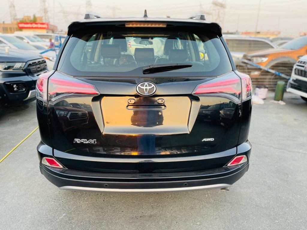 2018 Toyota RAV4